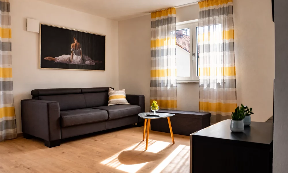 Wohnesszimmer & Küche - Sofaidyll eingeklappt - stilvoll eingerichtetes Wohnzimmer
